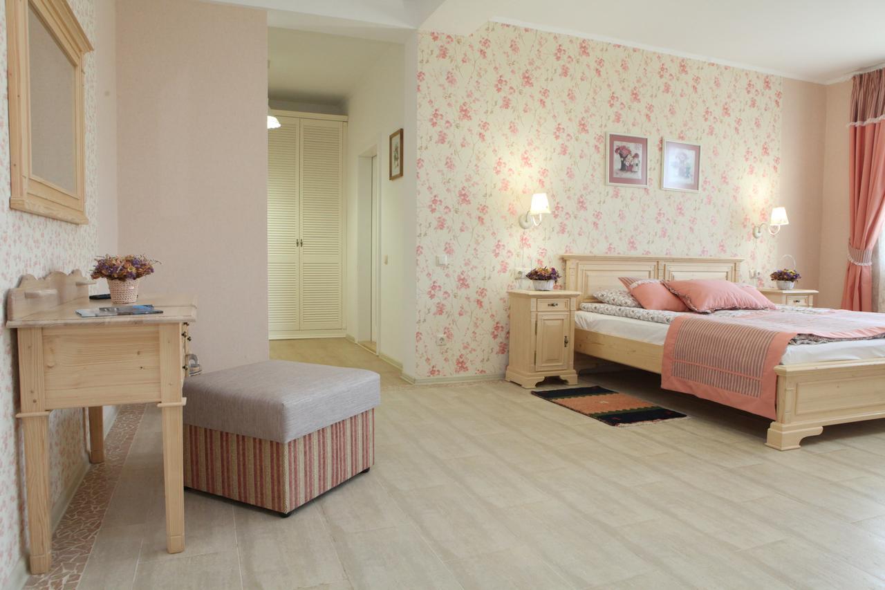 Publo Spa Hotel Vyshkove Phòng bức ảnh